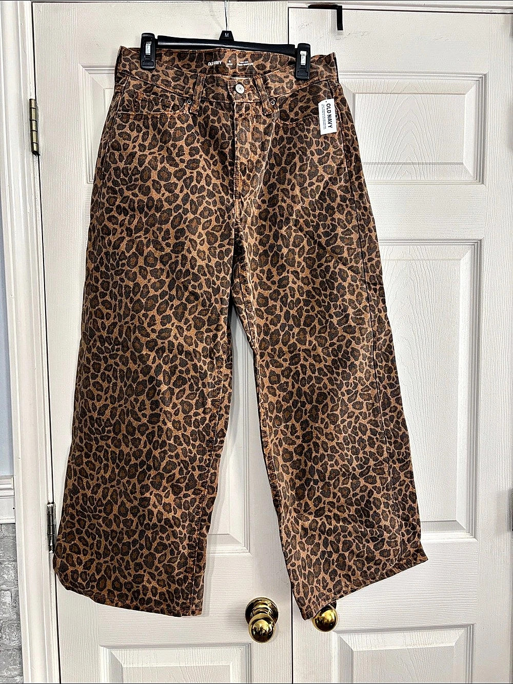 Old navy Leopard Print Baggy Wide Leg Jeans Size 8 Petite Like New